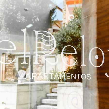 لوانكو Apartamentos El Reloj المظهر الخارجي الصورة